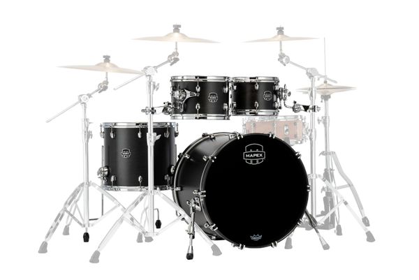 Saturn 22" x 18" Satin Blacl