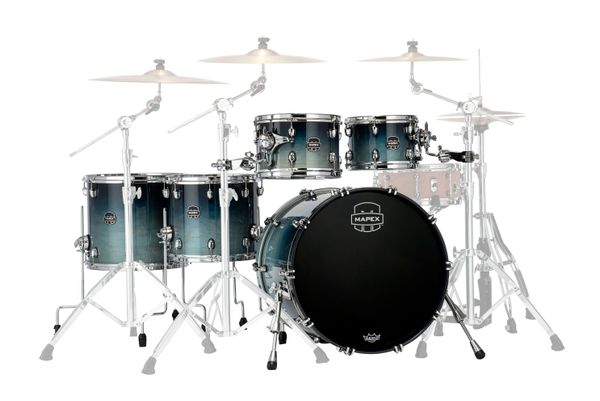 Saturn 22" x 18" Teal Blue Fade