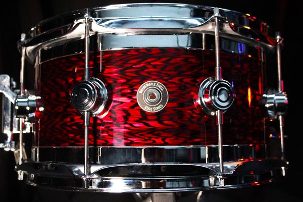 Dw 13'' x 7''Collector's Series Maple Shell Snare Drum - Red Silk