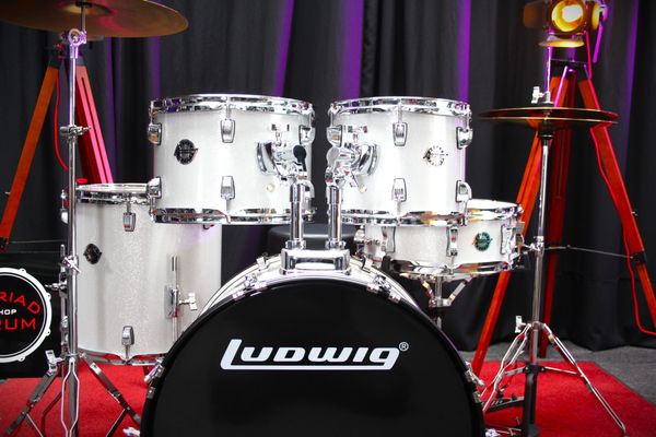 Ludwig Accent Fuse 5pc Drum Kit - Silver Sparkle