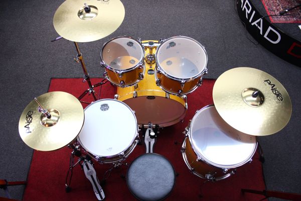 Mapex Mars Birch 22'' Drum Kit w/ Hardware & Cymbals - Sunflower Sparkle