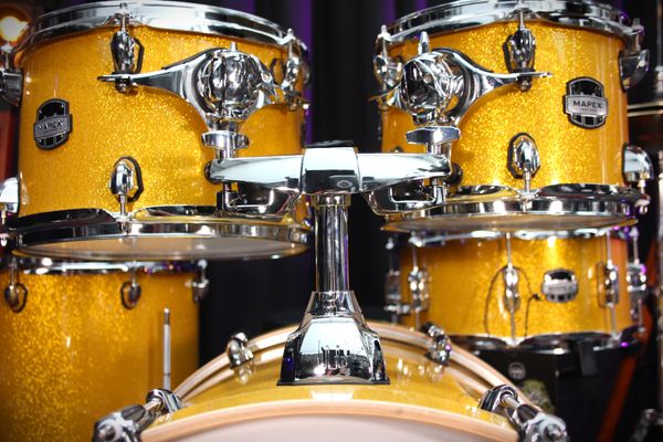 Mapex Mars Birch 22'' Drum Kit w/ Hardware & Cymbals - Sunflower Sparkle