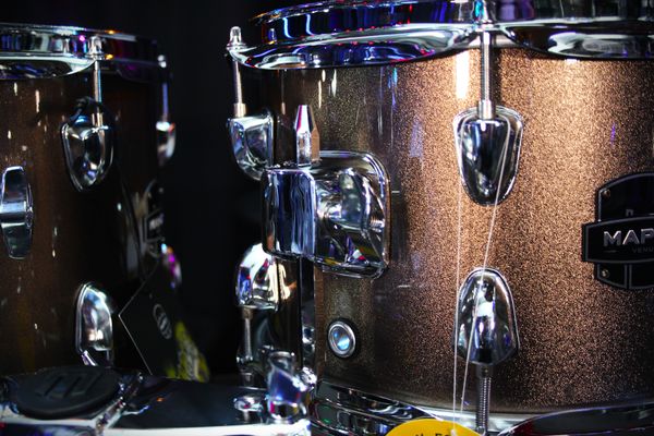 Mapex Venus 22'' 5pc Shell Pack w/ Hardware & Cymbals - Copper Metallic