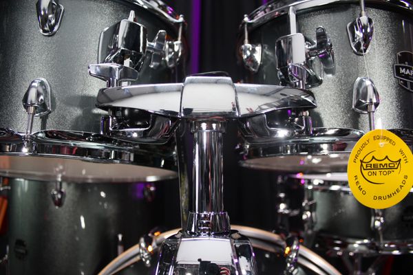 Mapex Venus 22'' 5pc Drum Kit w/ Hardware & Cymbals - Steel Metallic Blue