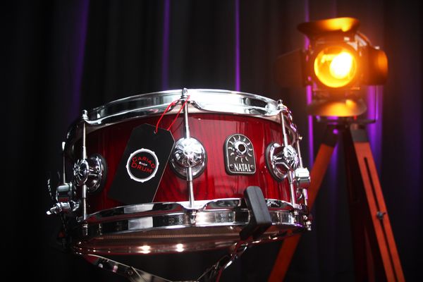 Natal Stave Snare Ash 12'' Snare Drum - Red 