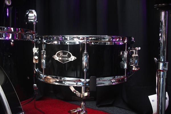 Pearl Export 5pc 22'' Drum Kit w/ Hardware - Factory Second