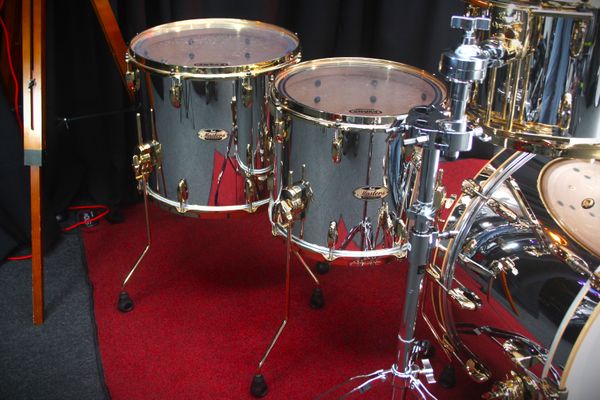Pearl Masters Limited Edition Maple Reserve 24'' 6pc Mirror Chrome w/ Gold Hardware