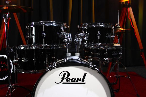 Pearl Roadshow Junior 5pc Kit - Jet Black