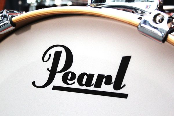 Pearl Vision Maple 4pc Acoustic Drum Kit - Volcanic Burst