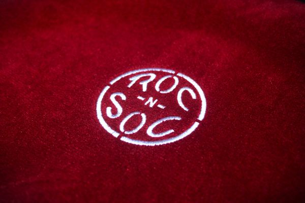 Roc N Soc Drum Throne w/ Base Stool - Red