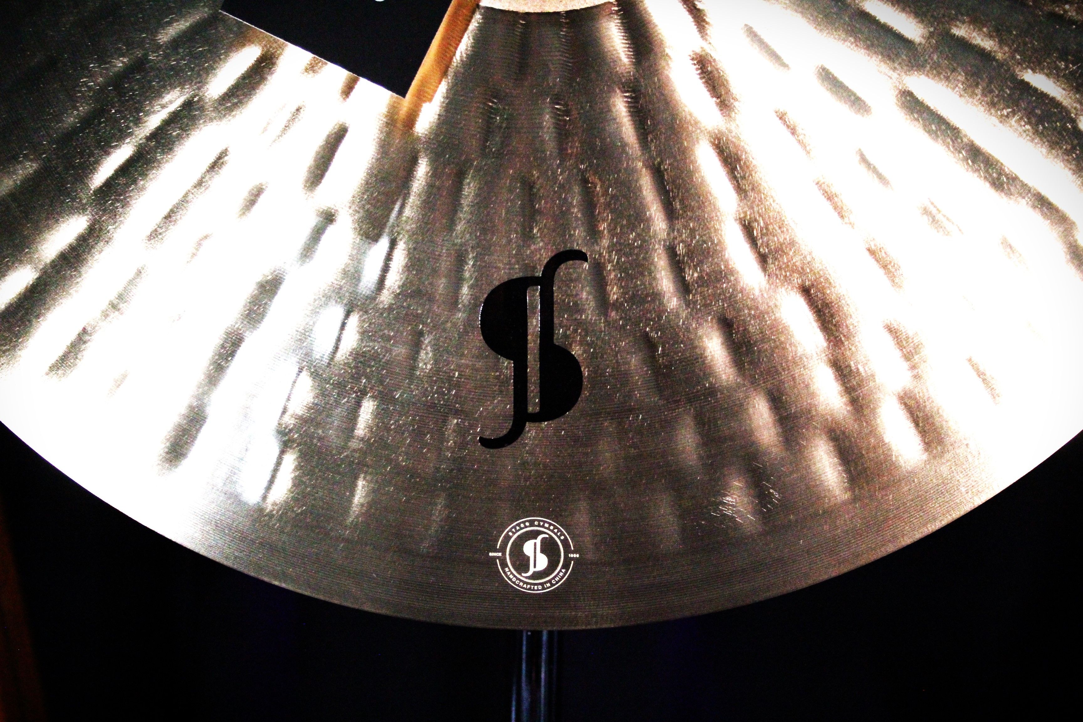 Stagg Genghis Silk Road 18'' Medium Exo Crash · Cariad Drums