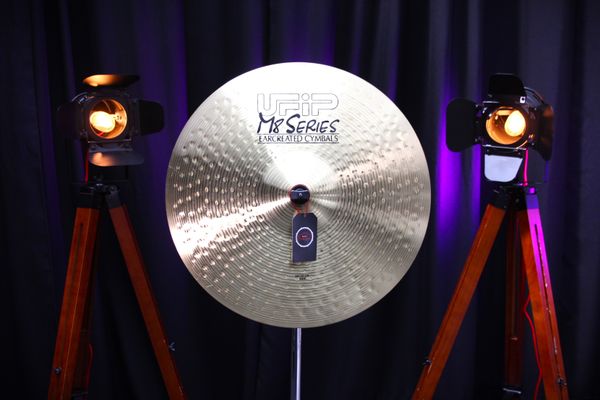 UFIP M8 Series 20'' Ride