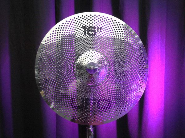 UFO 16" Low Volume Crash