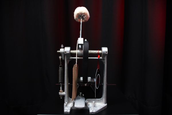 Yamaha FP6110 Single Bass Drum Pedal Strap Drive