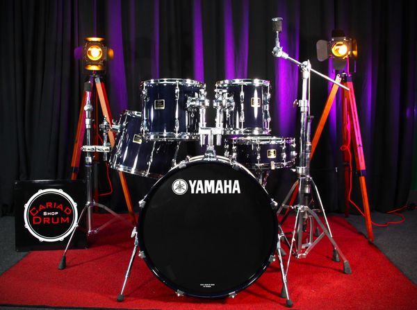 Yamaha Stage Custom 22'' 5pc Drum Kit w/hardware - Navy Blue