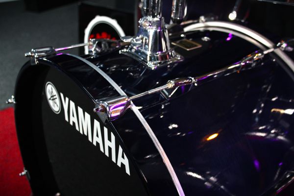 Yamaha Stage Custom 22'' 5pc Drum Kit w/hardware - Navy Blue