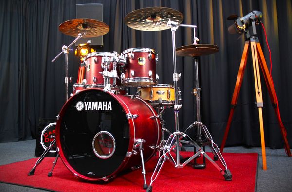 Yamaha Stage Custom Standard 5pc Acoustic Drum Kit