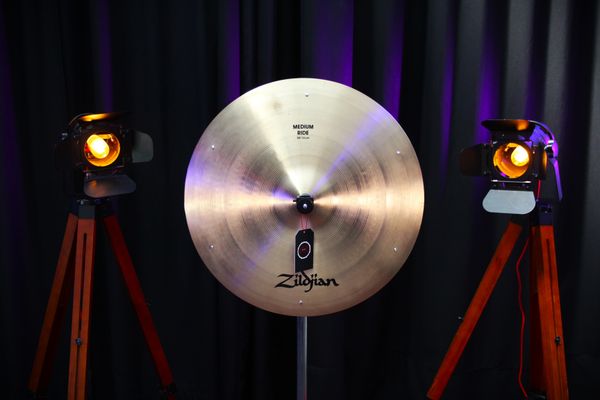 Zildjian 20'' Medium Ride - w/ 6 Rivets
