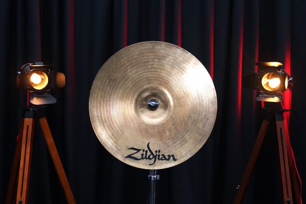 Zildjian Bronze Scimitar 18" Rock Crash